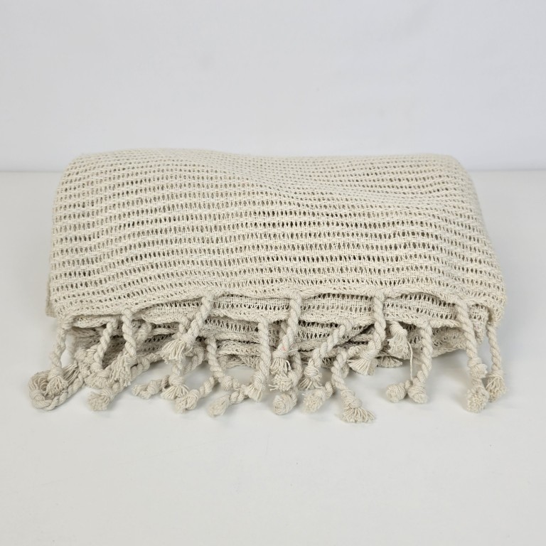 Plaid cotone traforato panna con frange
