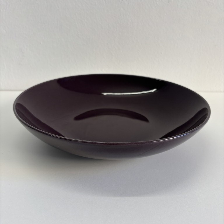 Piatto fondo viola